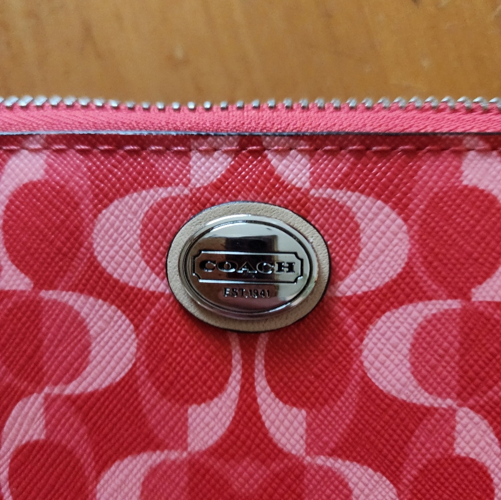 Coach wallet - Picture 2 of 5